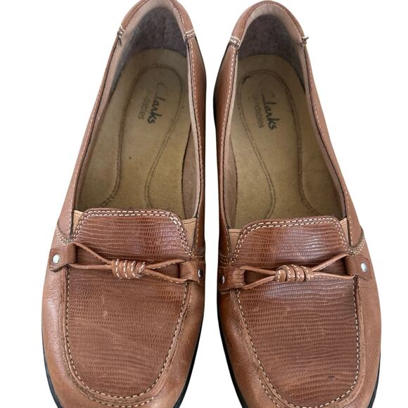 Clarks Women’s Bendables Brown Leather Loafers - Picture 1 of 5